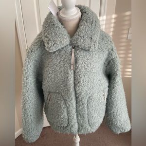 UGG Maeve Sherpa Jacket Sz. L
